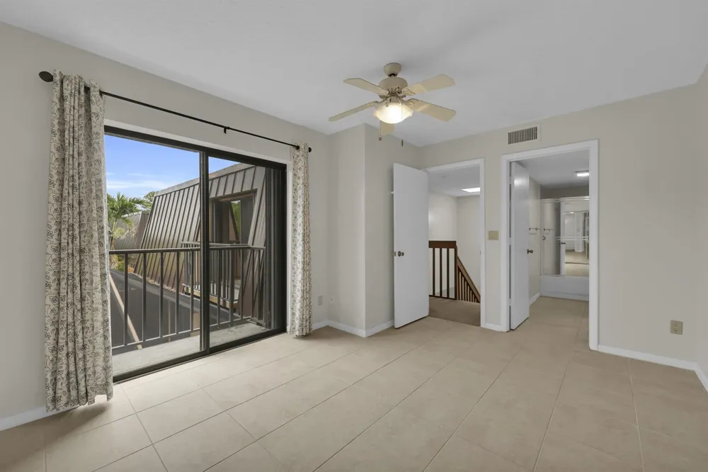 5857 SE Windsong Lane #806 Stuart, FL 34997