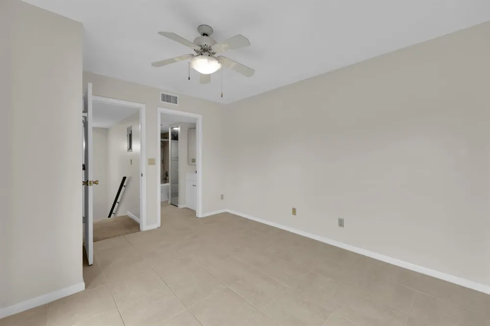 5857 SE Windsong Lane #806 Stuart, FL 34997