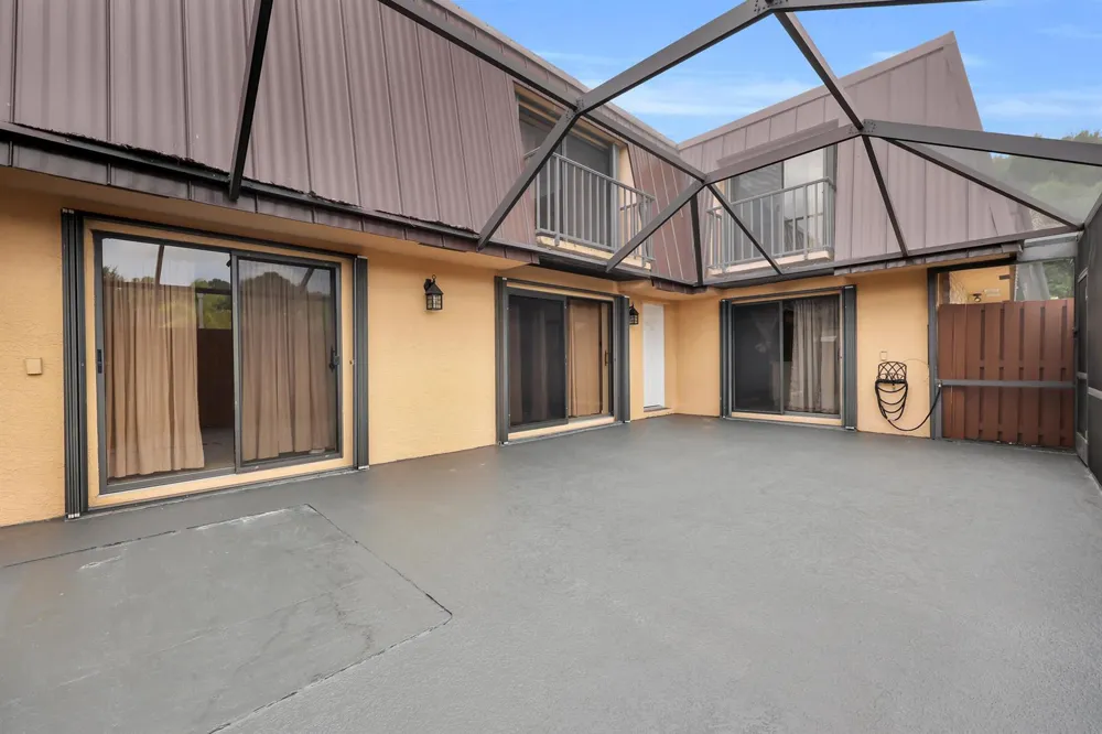 5857 SE Windsong Lane #806 Stuart, FL 34997