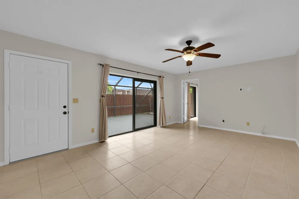 5857 SE Windsong Lane #806 Stuart, FL 34997