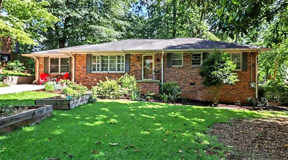 905 Homewood Court Decatur, GA 30033