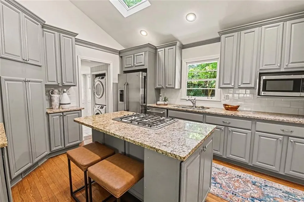 905 Homewood Court Decatur, GA 30033