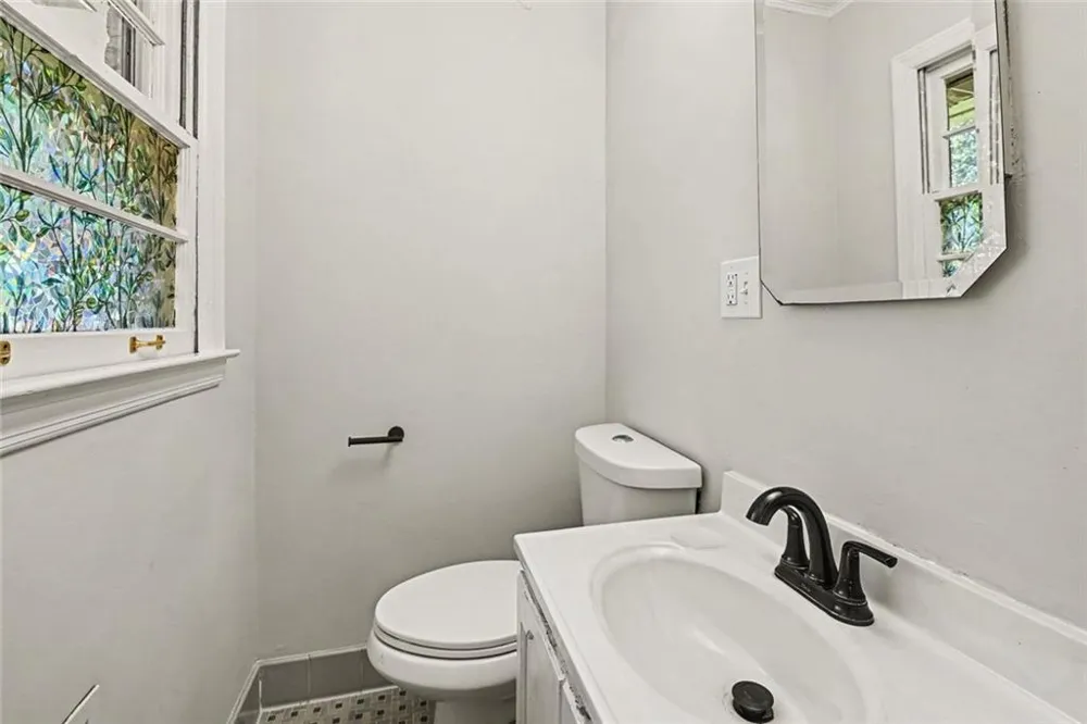 905 Homewood Court Decatur, GA 30033