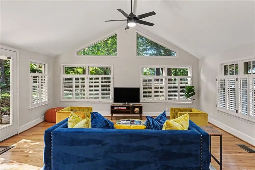 905 Homewood Court Decatur, GA 30033