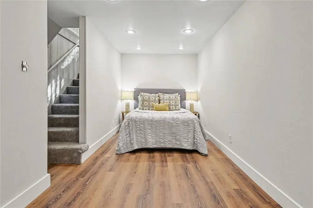 905 Homewood Court Decatur, GA 30033