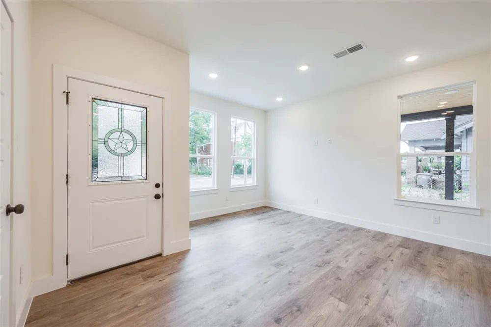 1710 Driskell Dallas, TX 75215
