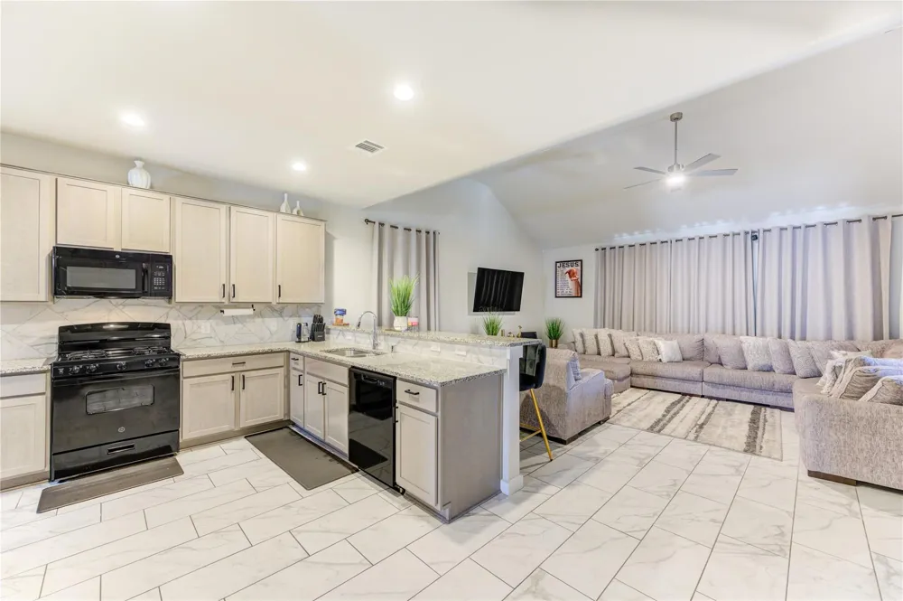 1565 Dawn Harbor Drive Katy, TX 77493