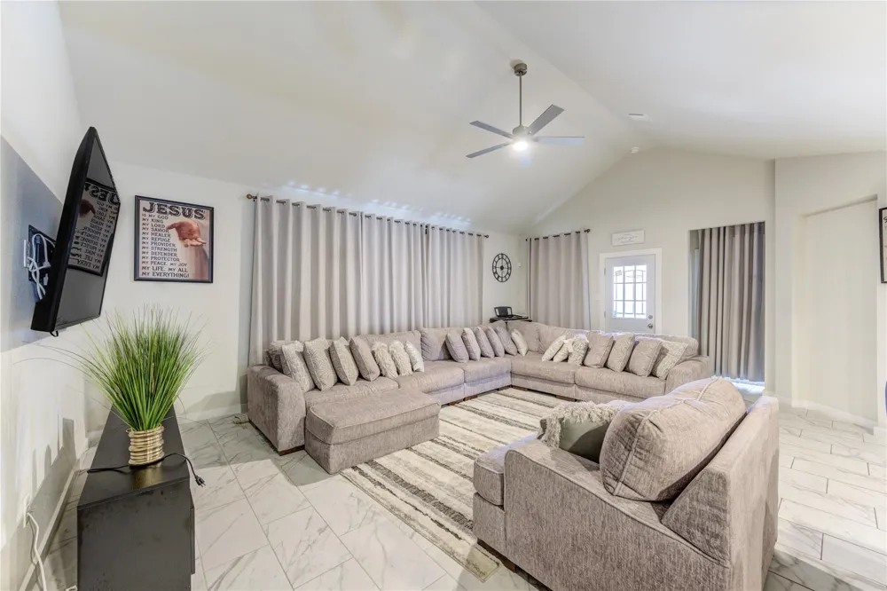1565 Dawn Harbor Drive Katy, TX 77493