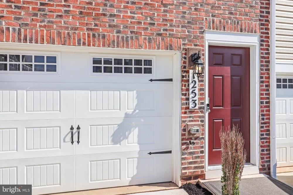 1253 APOLLO DRIVE Frederick, MD 21702