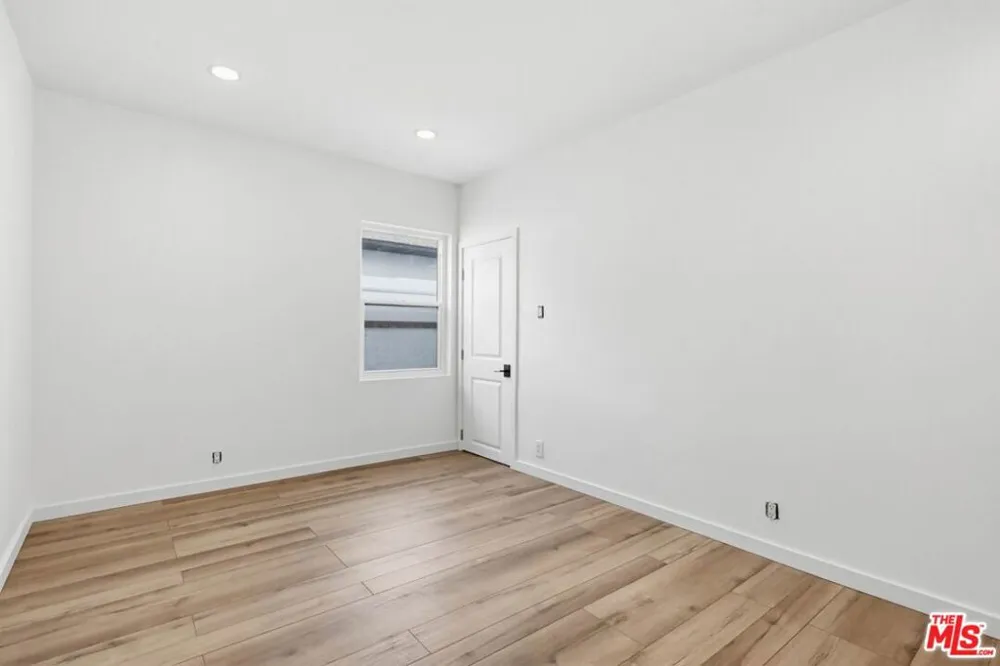 2200 Easy Avenue Long Beach, CA 90810