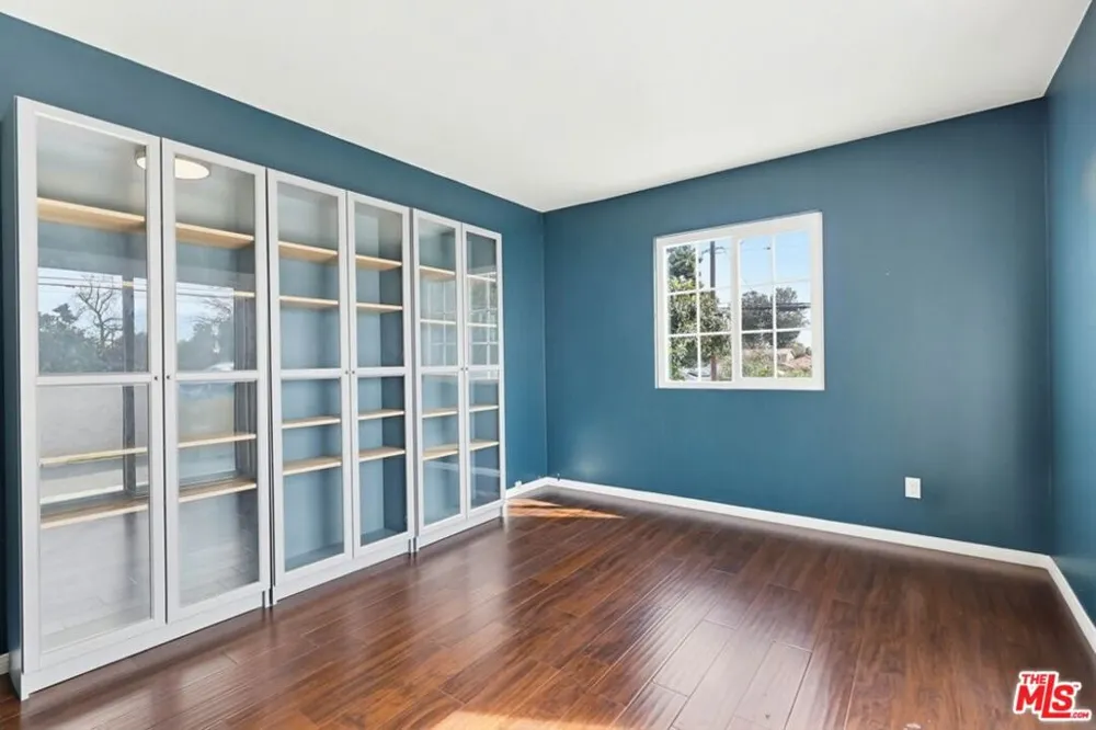 2200 Easy Avenue Long Beach, CA 90810