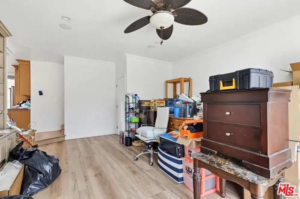 2200 Easy Avenue Long Beach, CA 90810