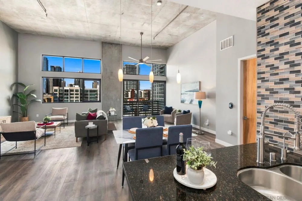 527 10Th #706 San Diego, CA 92101