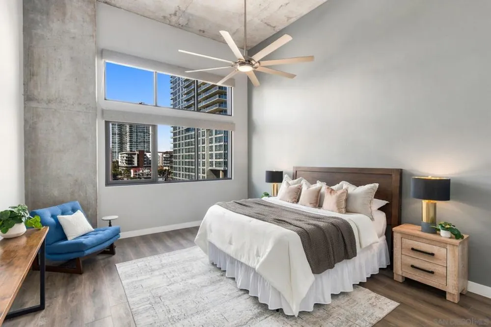 527 10Th #706 San Diego, CA 92101