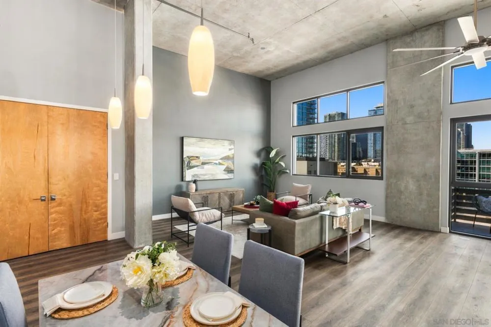 527 10Th #706 San Diego, CA 92101