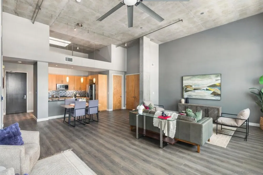 527 10Th #706 San Diego, CA 92101