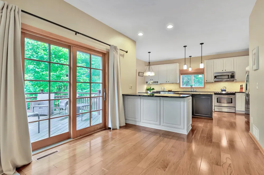 17408 Tessmer Court Eden Prairie, MN 55347