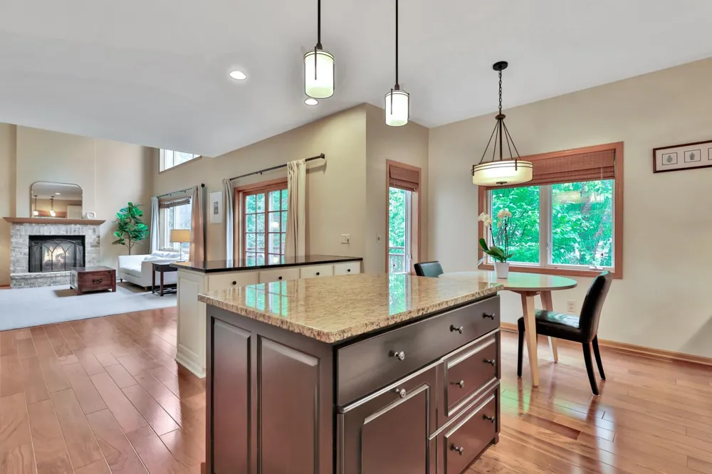 17408 Tessmer Court Eden Prairie, MN 55347