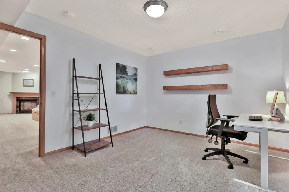 17408 Tessmer Court Eden Prairie, MN 55347