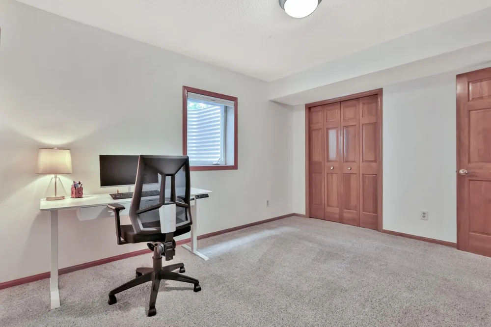 17408 Tessmer Court Eden Prairie, MN 55347