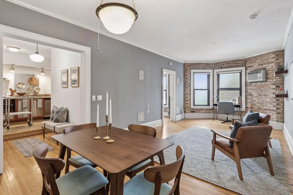 1204 Harmon Place #24 Minneapolis, MN 55403