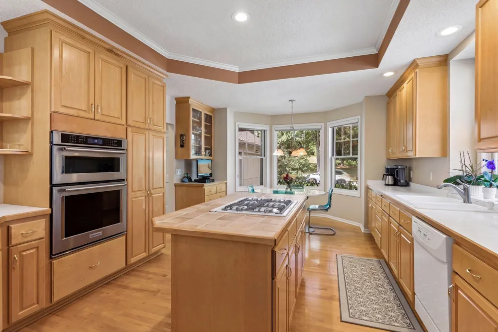 5329 Ashcroft Road Minnetonka, MN 55345