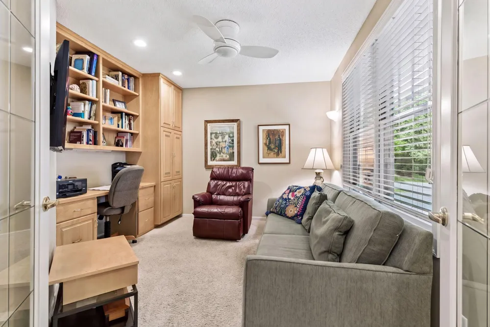 5329 Ashcroft Road Minnetonka, MN 55345