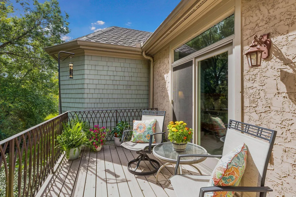5329 Ashcroft Road Minnetonka, MN 55345