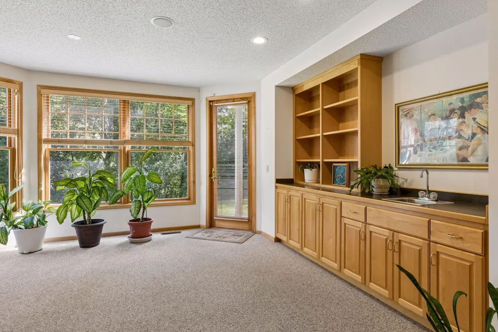 5329 Ashcroft Road Minnetonka, MN 55345