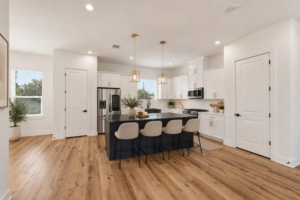 724 E 33rd Street Houston, TX 77022