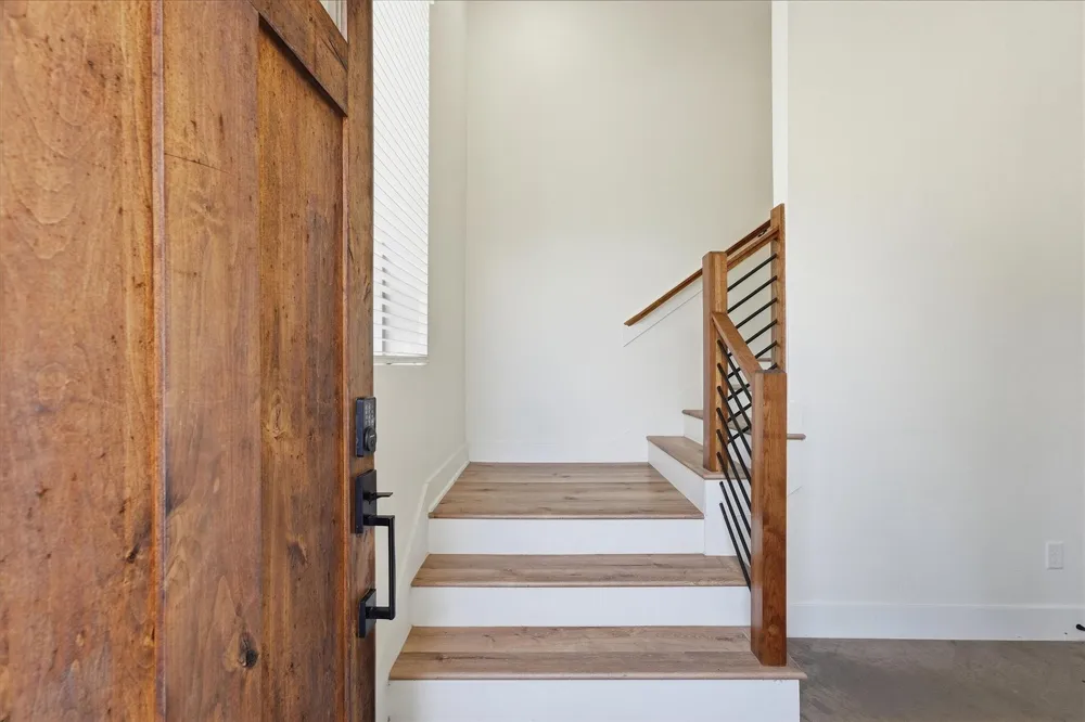 724 E 33rd Street Houston, TX 77022