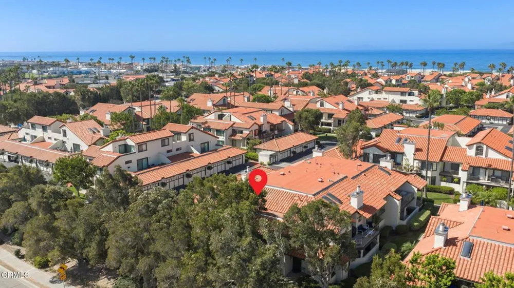 2274 Martinique Lane Oxnard, CA 93035