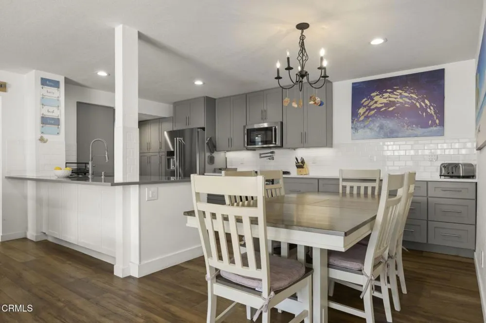 2274 Martinique Lane Oxnard, CA 93035
