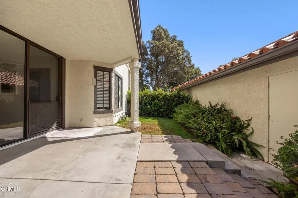2274 Martinique Lane Oxnard, CA 93035