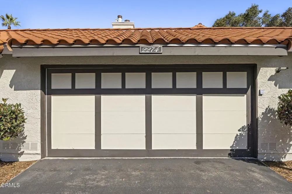 2274 Martinique Lane Oxnard, CA 93035