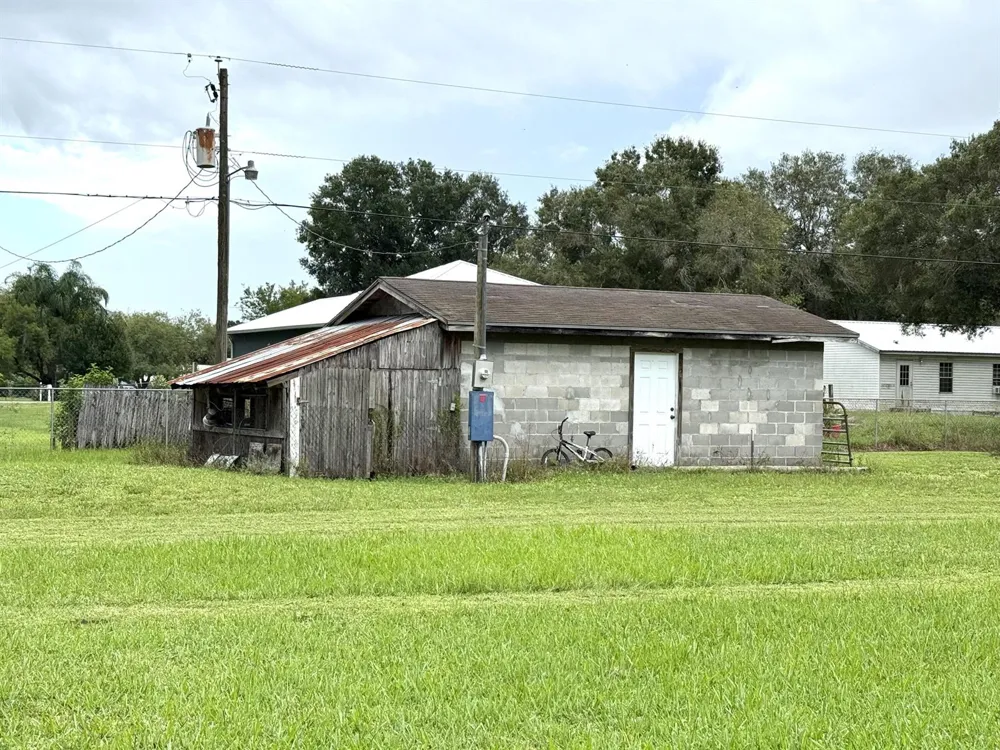 474 NE 60TH AVENUE Okeechobee, FL 34974