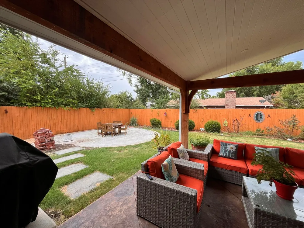 8568 E 32nd Street Tulsa, OK 74145