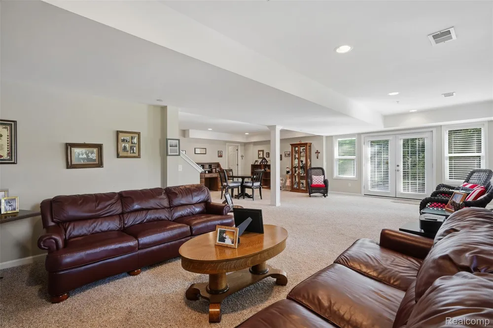 4622 Spring Mountain Drive Brighton City, MI 48116