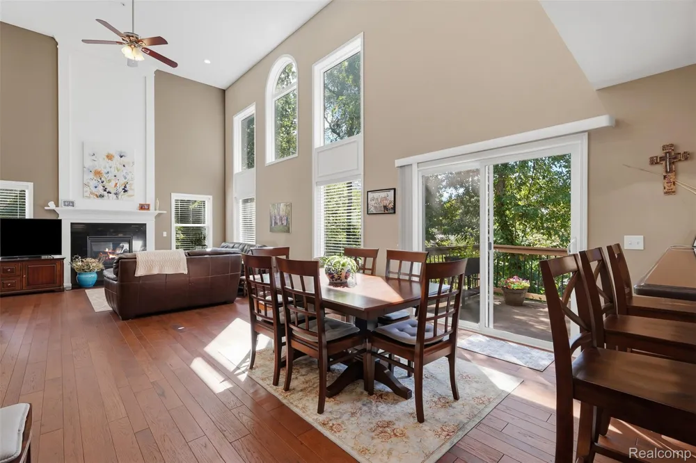 4622 Spring Mountain Drive Brighton City, MI 48116