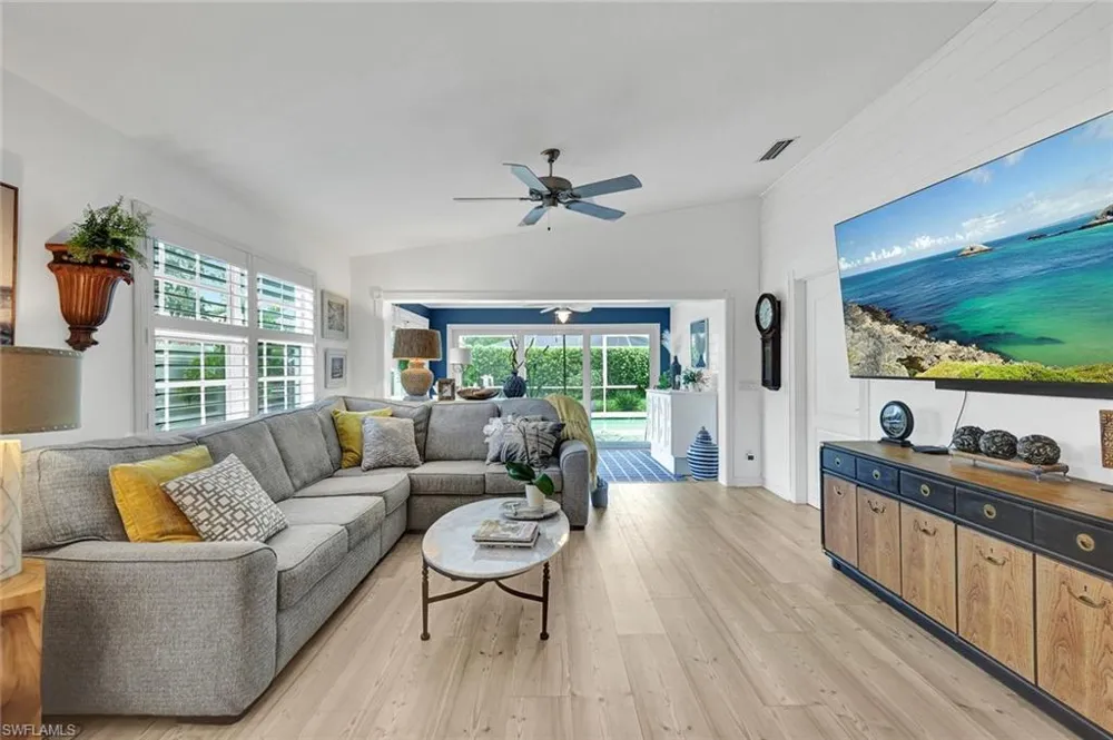 5011 Kingston Way Naples, FL 34119