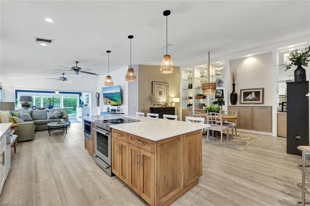 5011 Kingston Way Naples, FL 34119