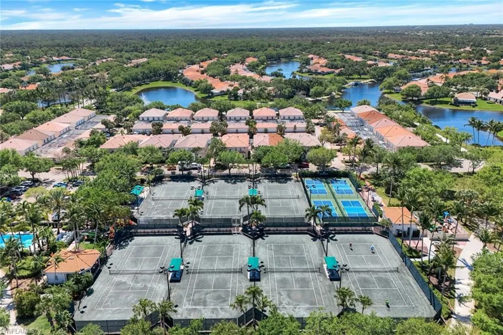 5011 Kingston Way Naples, FL 34119
