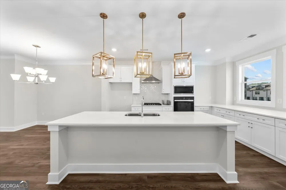 503 Headwater CT LaGrange, GA 30241