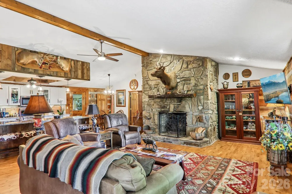 782 Setzer Cove Road Maggie Valley, NC 28751