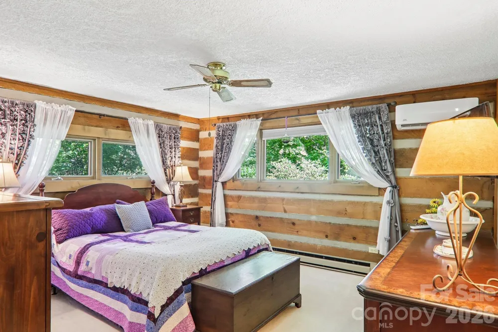782 Setzer Cove Road Maggie Valley, NC 28751