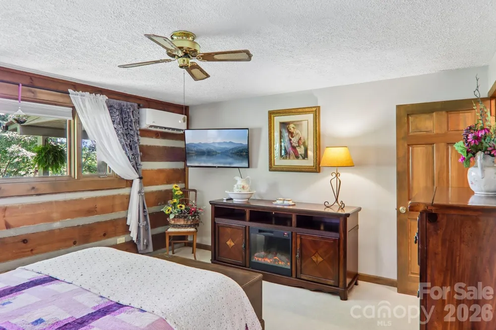 782 Setzer Cove Road Maggie Valley, NC 28751