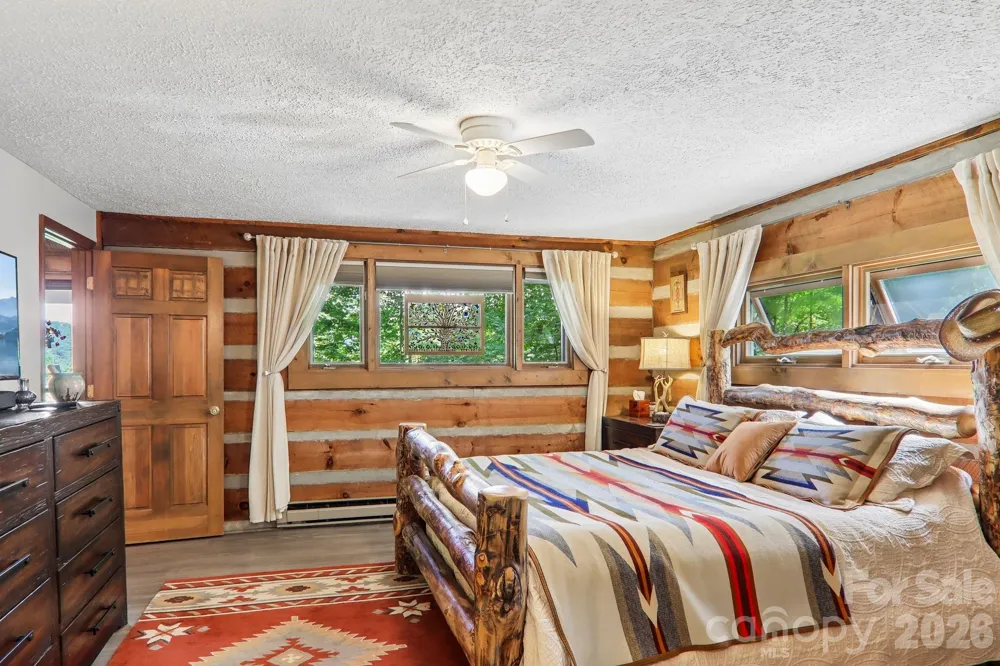 782 Setzer Cove Road Maggie Valley, NC 28751