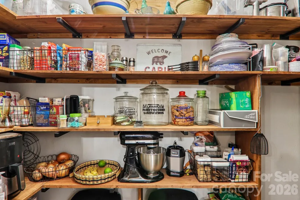 782 Setzer Cove Road Maggie Valley, NC 28751
