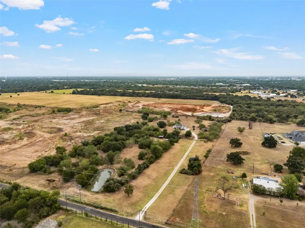 3325 J J Flewellen Road Waco, TX 76704