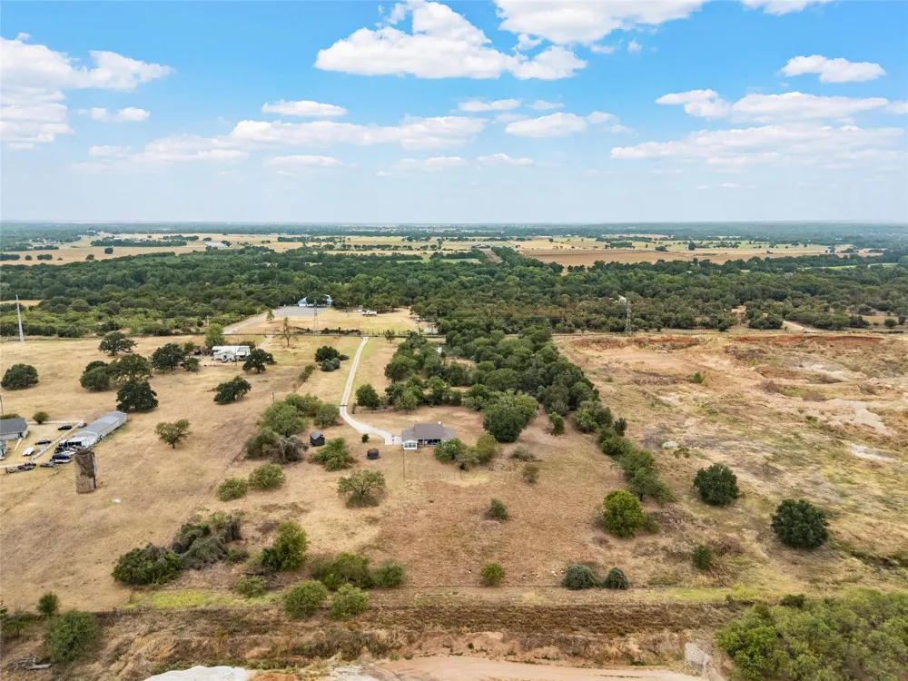 3325 J J Flewellen Road Waco, TX 76704